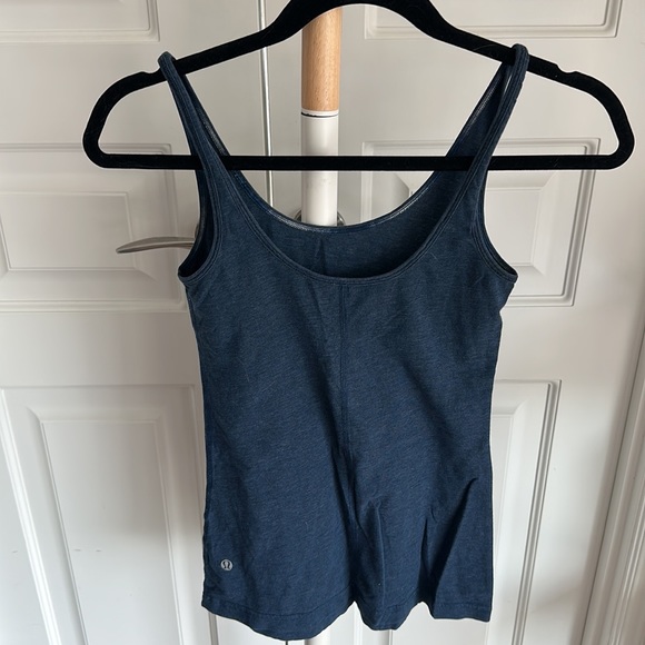 Lululemon shirt bundle - Picture 2 of 8